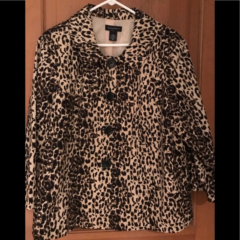 Woman’s LEOPARD PRINT JACKET SIZE 2X